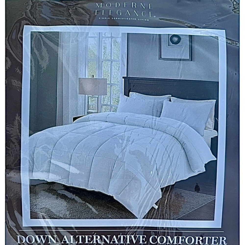 NEW! Moderne Elegance Size Queen White Down Alternative Comforter Bedspread USA
